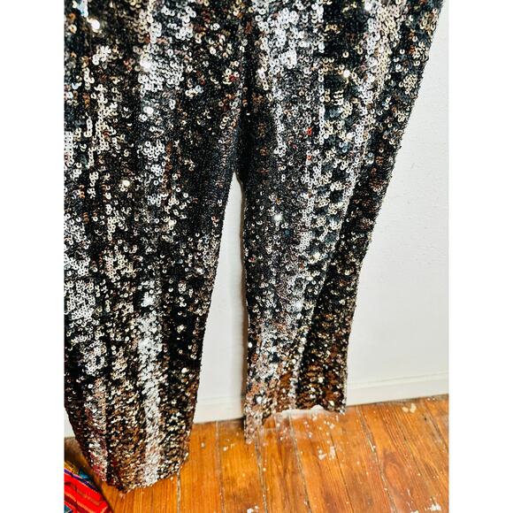 BARDOT Black Sequin Disco Deep V-Neck Halter Tie Center Back Jumpsuit sz US 8 - Picture 8 of 16